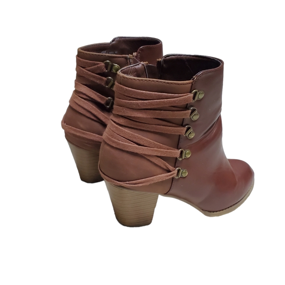 Shoe Dazzle Cognac Wrap-Detail Ankle Booties
